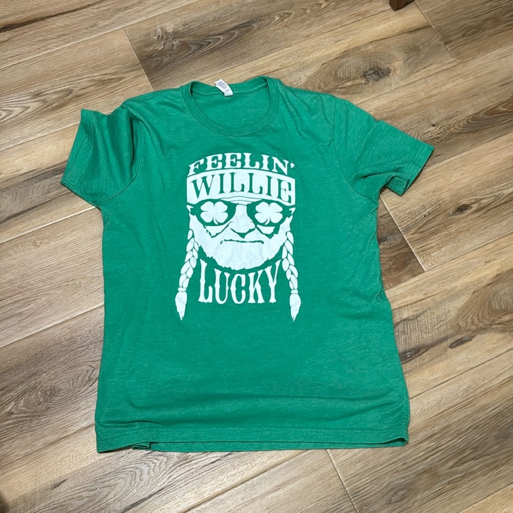 Willie Nelson feeling Willie lucky tshirt